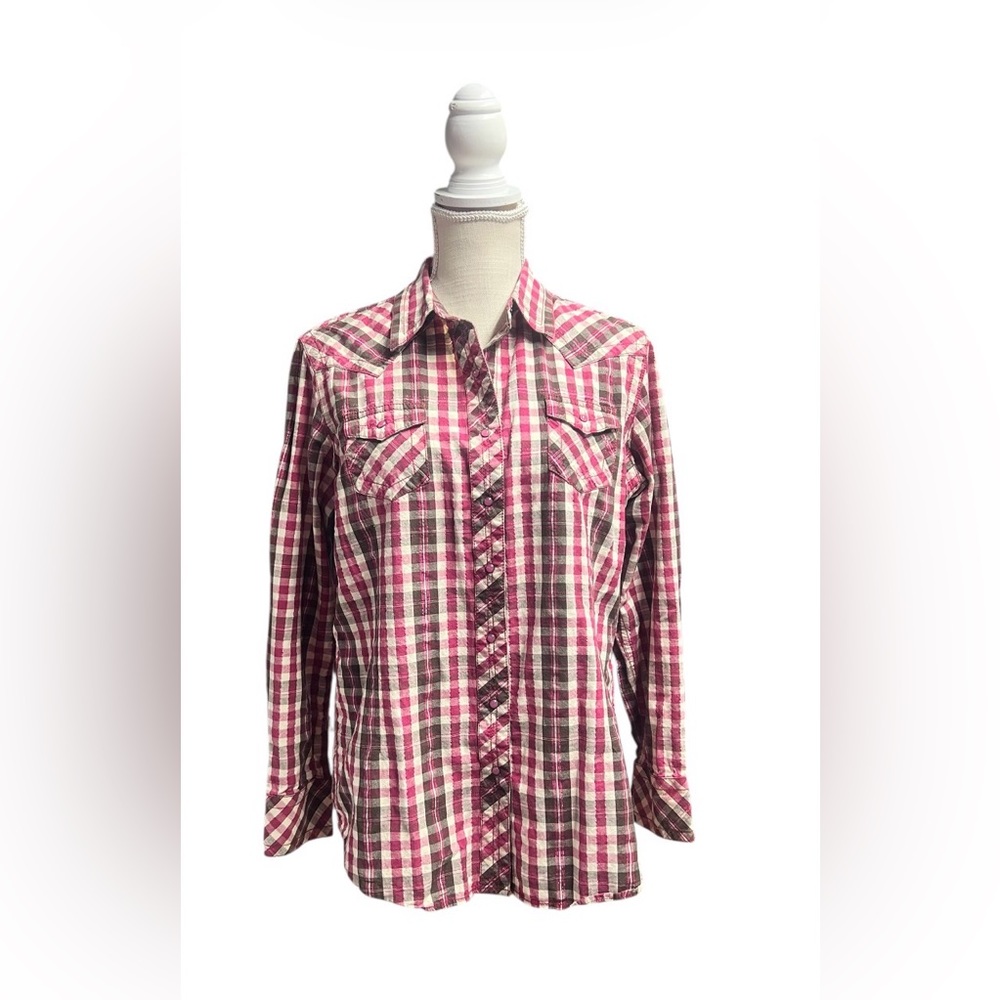 Ariat button down long sleeve top